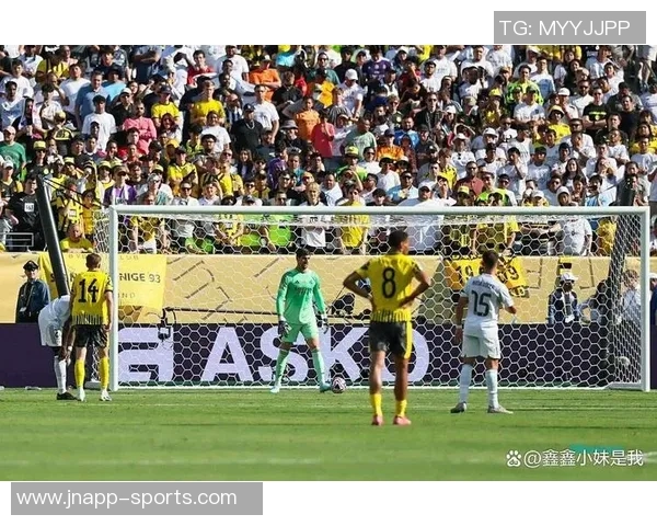 独立摄像机揭示姆巴佩场上言语抱怨对手拖延时间及补时不足问题