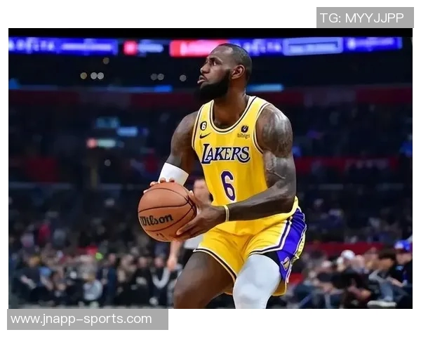 里夫斯坦言对手轻松得分我们需努力提升防守水平以应对挑战 里夫斯坦言对手轻松得分我们需努力提升防守水平以应对挑战