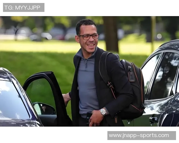 卡拉格批评罗塞尼尔卡里克任命称顶级球队告别大牌教练时代