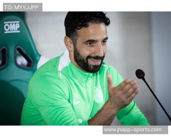 梅努留队曼联前景明朗阿莫林离任或成转机契机